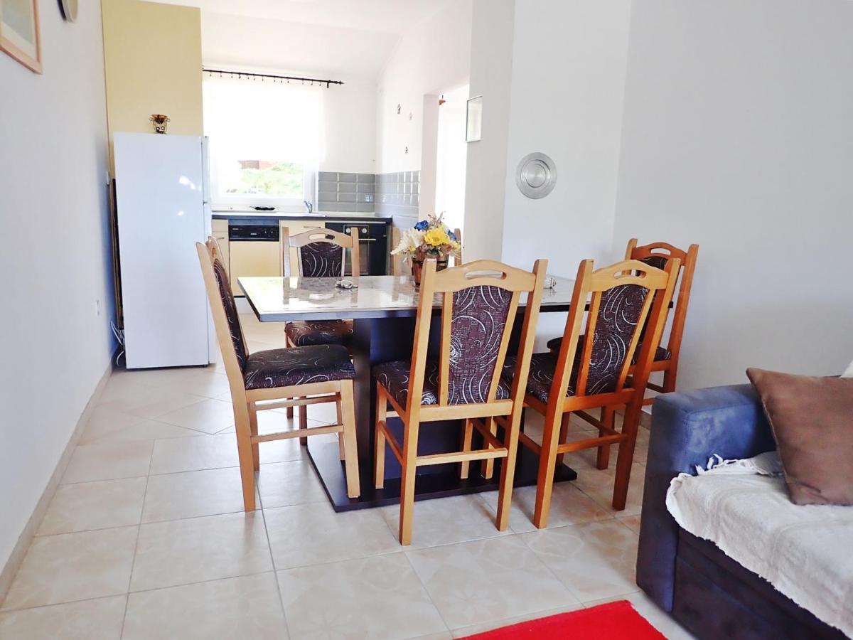 Apartment Maca Starigrad Paklenica Exterior foto