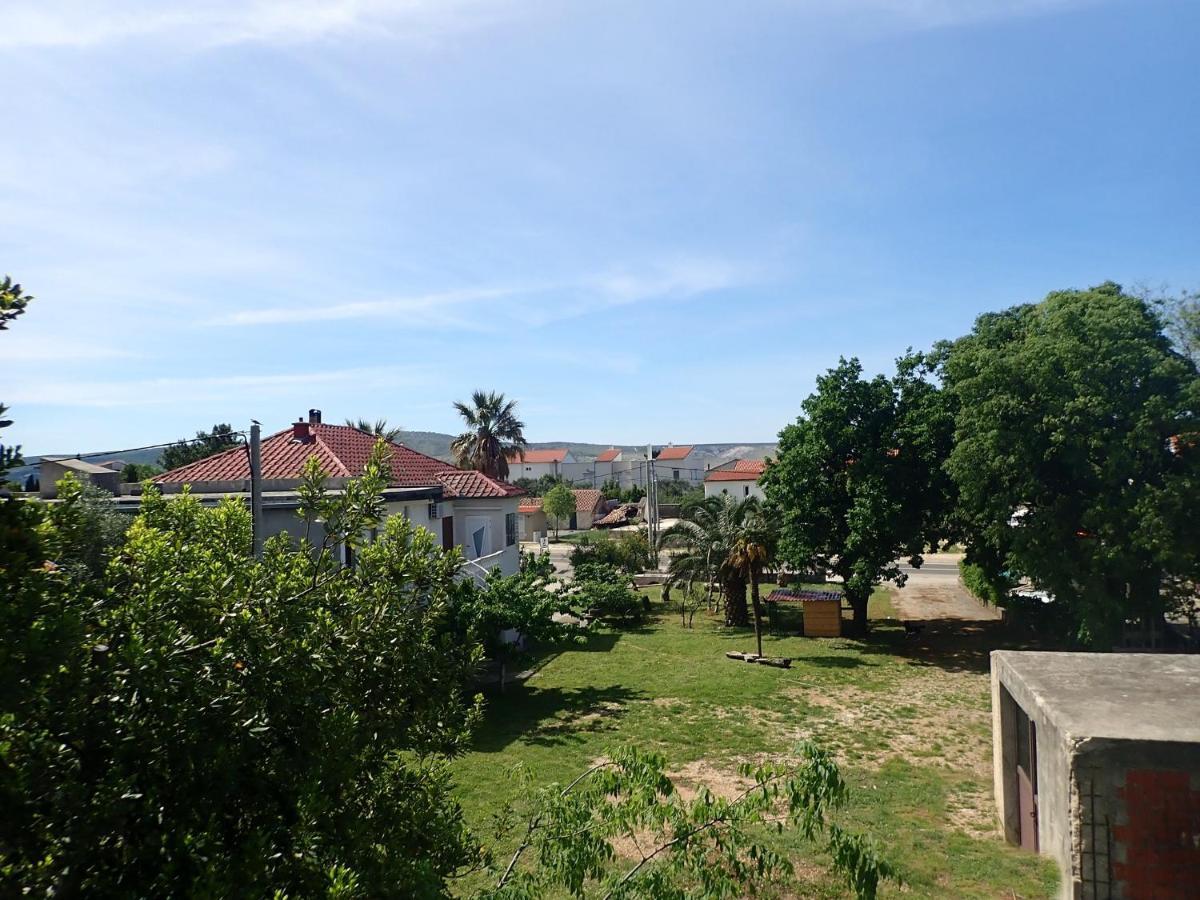 Apartment Maca Starigrad Paklenica Exterior foto